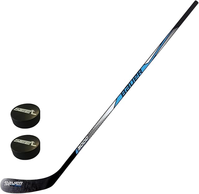 STEEL set with Bauer i3000 hockey stick and two black pucks