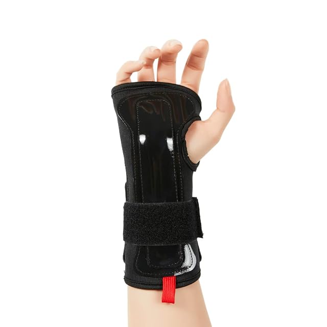 Bodyprox black wrist wrap with thumb loop